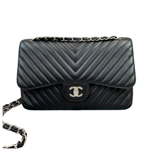 Classic Flap Jumbo Caviar Black Chevron SHW