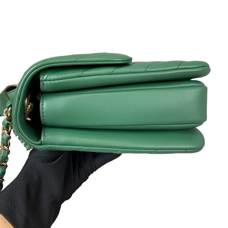 Small Trendy CC Flap Lambskin Green GHW