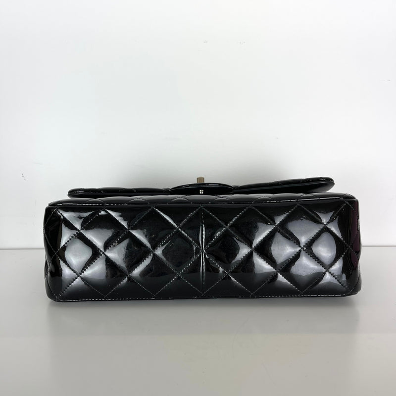 Double Flap Jumbo Quilted Patent in Black SHW