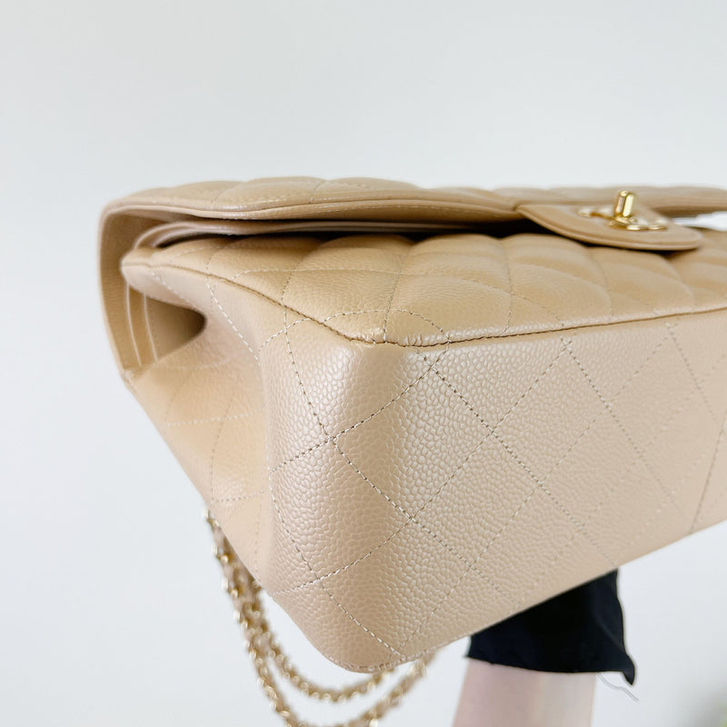 Double Flap Jumbo Caviar Beige GHW