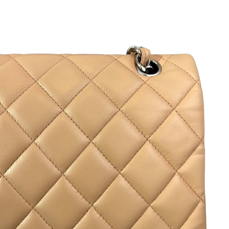 Classic Single Flap Maxi Lambskin Beige SHW