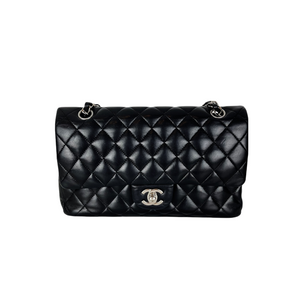Classic Flap Medium Lambskin Black SHW