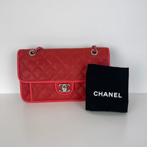 French Riviera Flap Caviar Red SHW