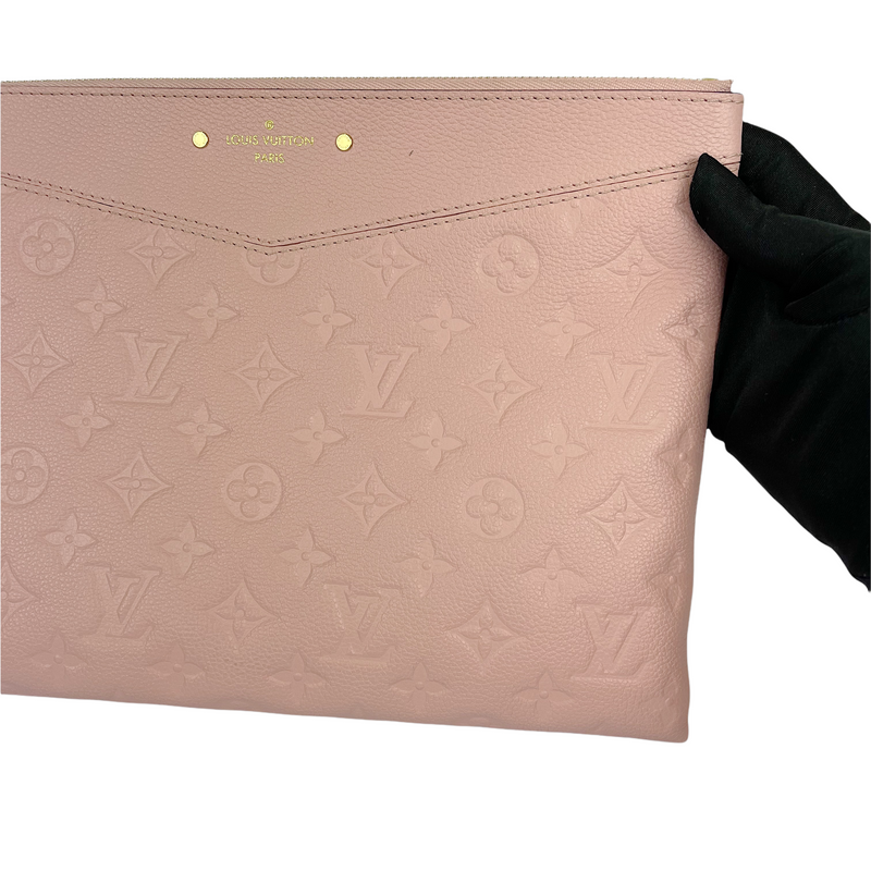 Louis Vuitton Daily Pouch Rose Poudre Monogram