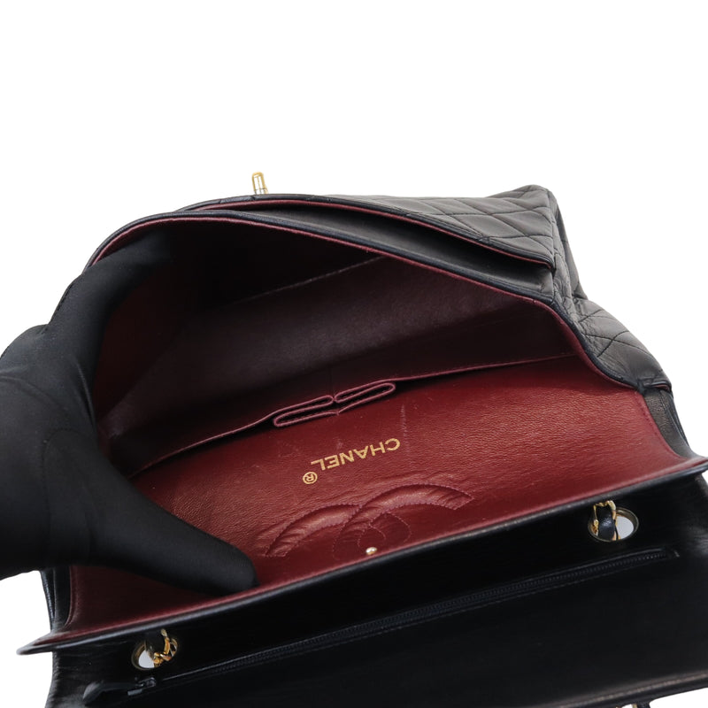 Classic Double Flap Medium Vintage Black GHW