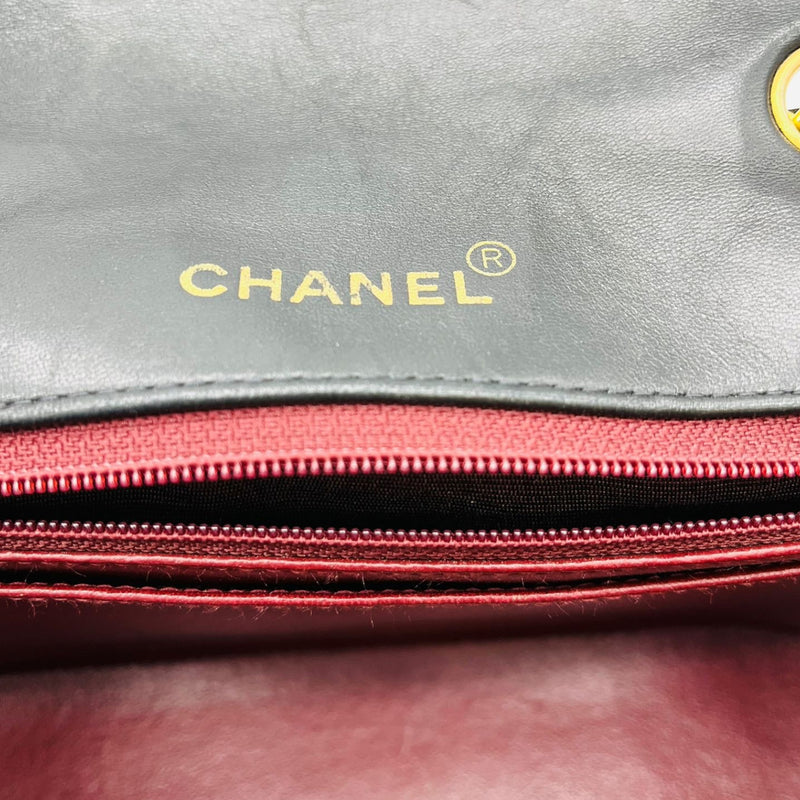 Small Classic Diana flap Black Lambskin GHW