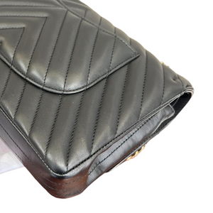Medium Classic Chevron Calfskin Black GHW