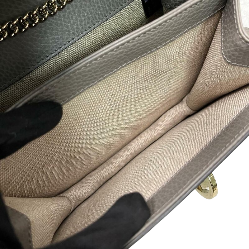 Small Interlocking GG Calfskin Grey GHW