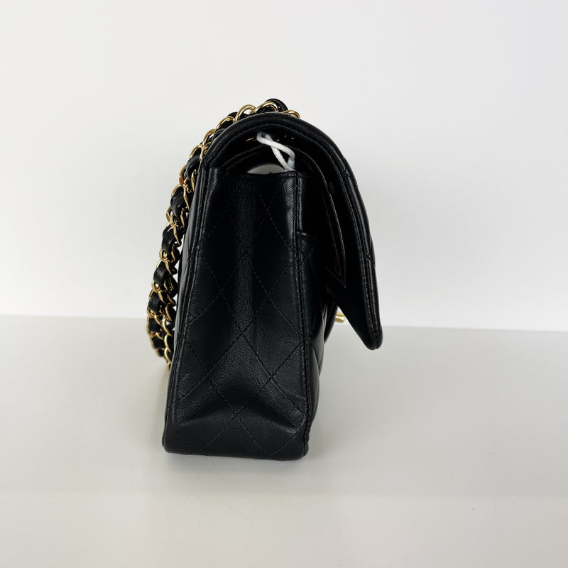 Classic Flap Medium Lambskin Black GHW