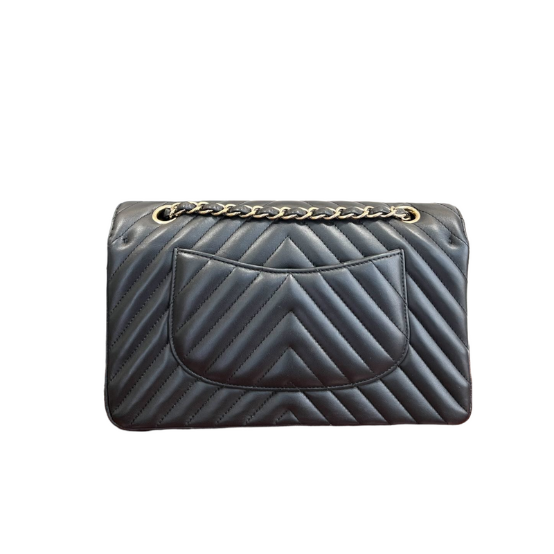 Medium Classic Chevron Calfskin Black GHW