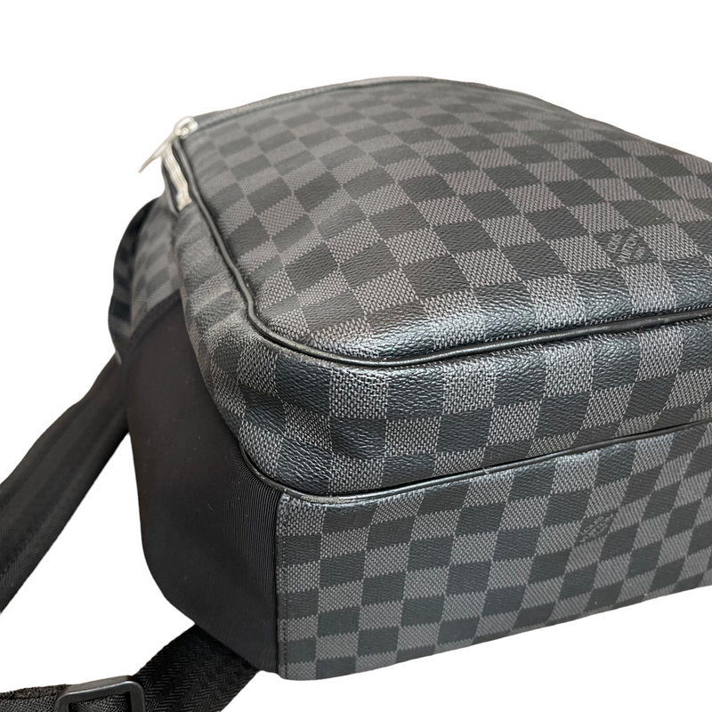 Louis Vuitton The michael in damier graphite backpack Dark brown Leather  ref.125162 - Joli Closet