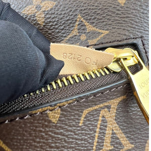 Monogram Classic Pochette Métis GHW