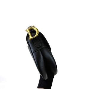 Medium Saddle Calfskin Black GHW