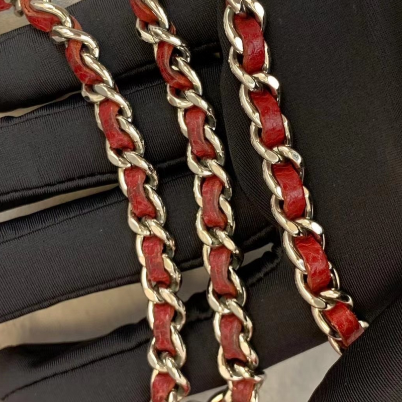 Timeless Clutch in Caviar Leather Red SHW