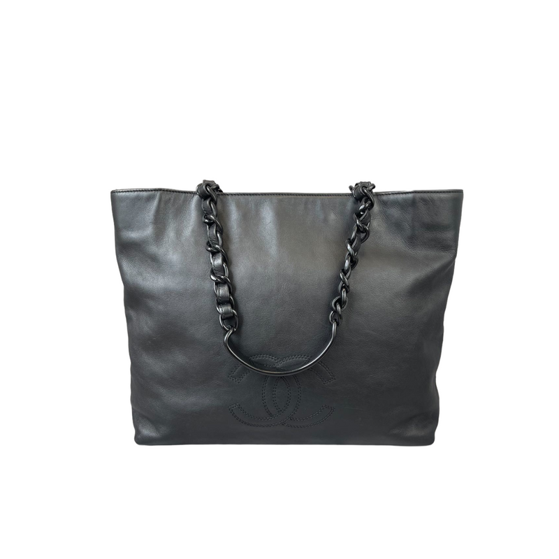 Vintage Tote Black Resin Hardware