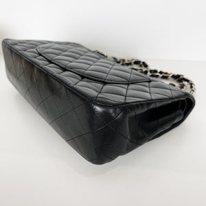 Classic Flap Medium Lambskin Black SHW