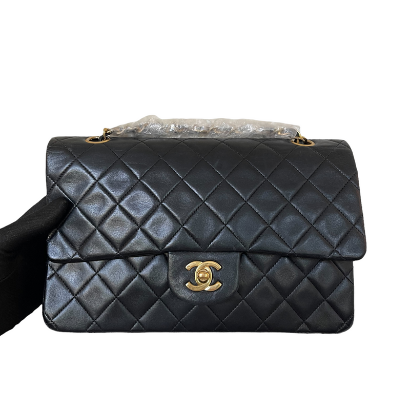 Chanel Vintage Classic Double Flap Medium Lambskin Black GHW – Bag