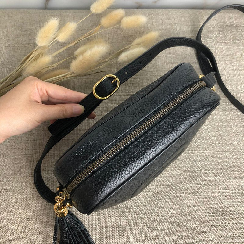 GUCCI Soho Small Leather Disco Bag in Black Leather
