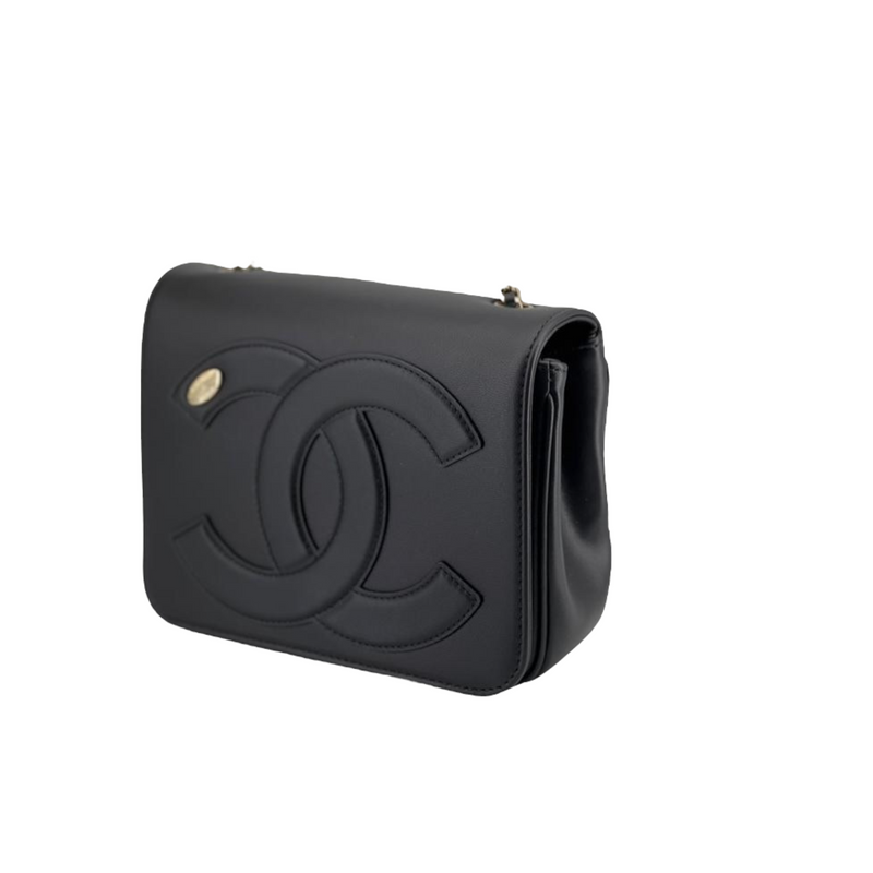 Mania Flap Lambskin GHW - Main Image