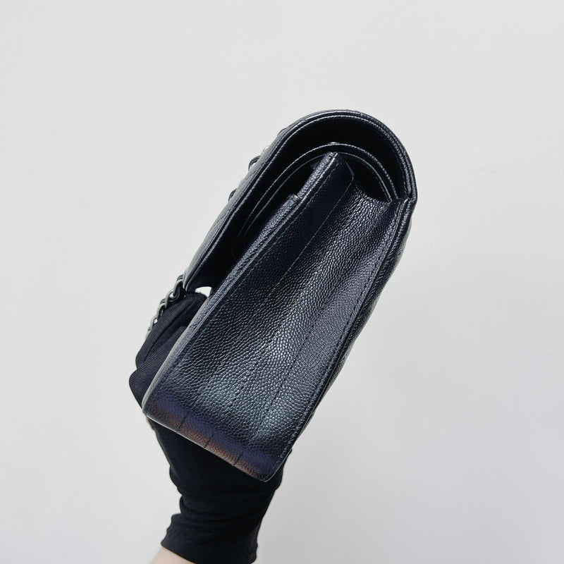 Classic Flap Medium Chevron Caviar Black RHW