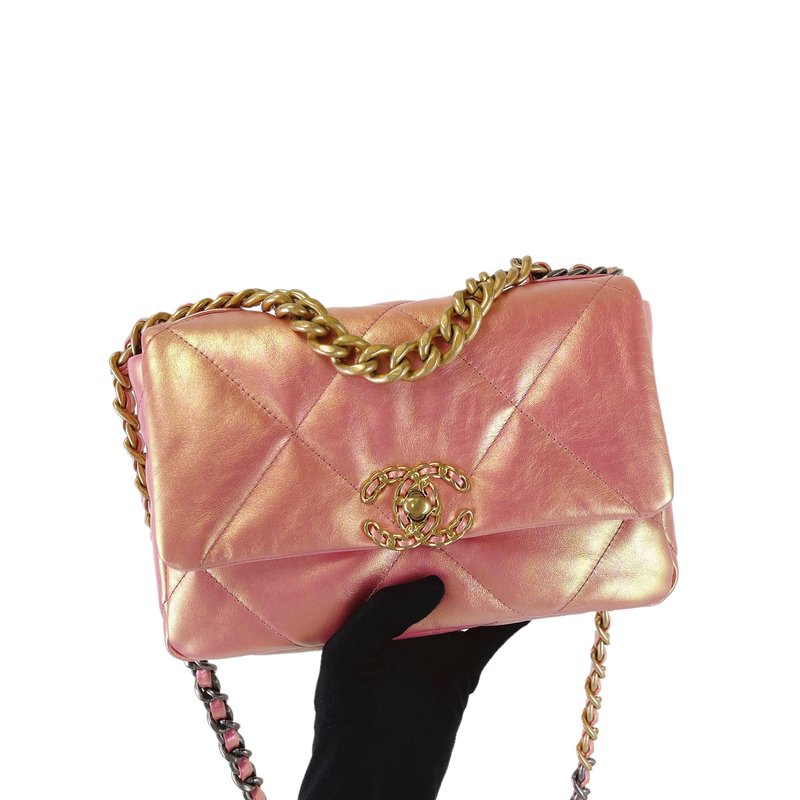 Small Chanel 19 Quilted Flap Bag MHW
