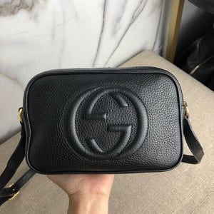 Soho small leather disco bag in black