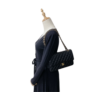Classic Flap Black Medium Lambskin GHW