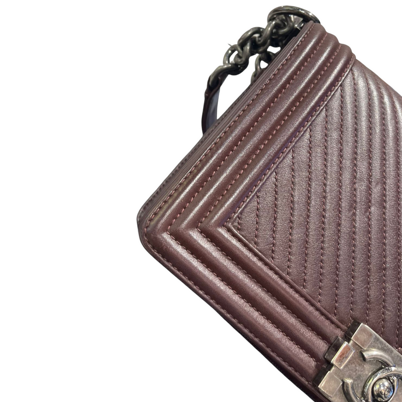Old Medium Le Boy Chevron Lambskin Burgundy RHW
