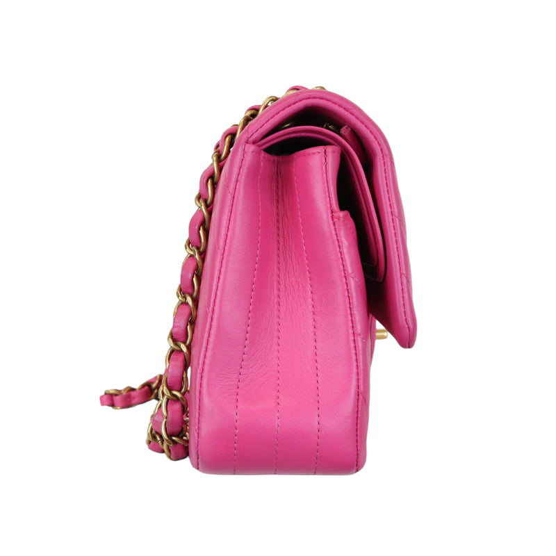 Classic Chevron Flap Medium Lambskin Pink GHW