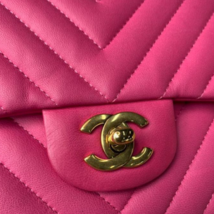 Classic Chevron Double Flap Medium Lambskin Pink GHW