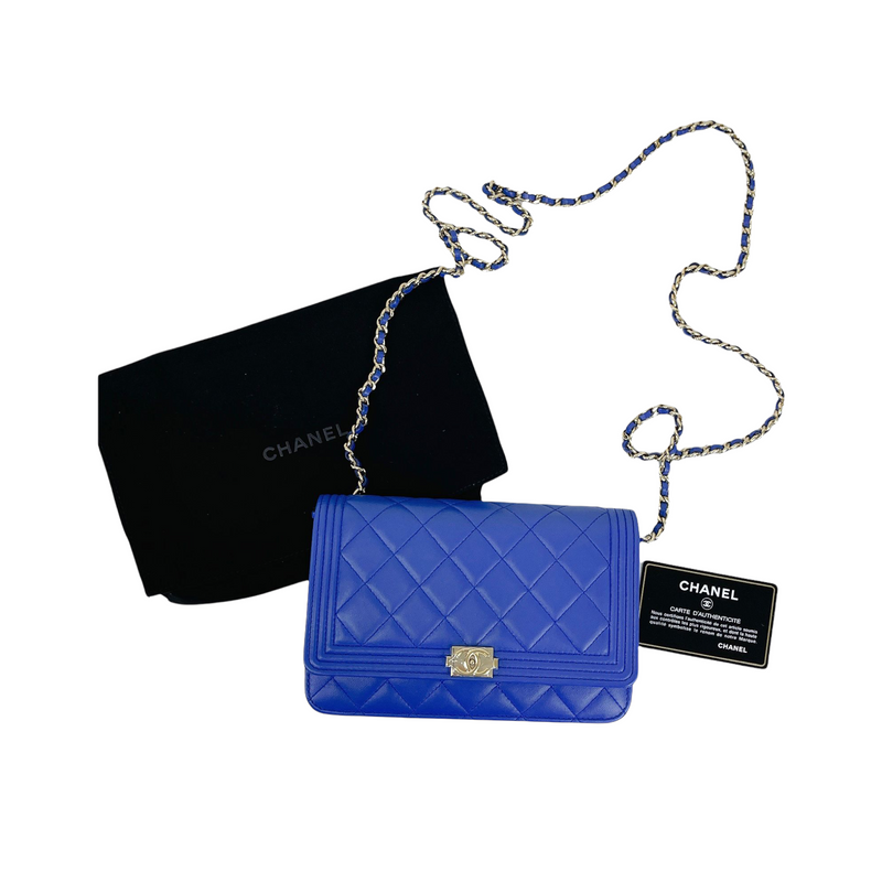 Chanel woc woman flap chain bag caviar leather blue  Chanel woc Chanel  Bags