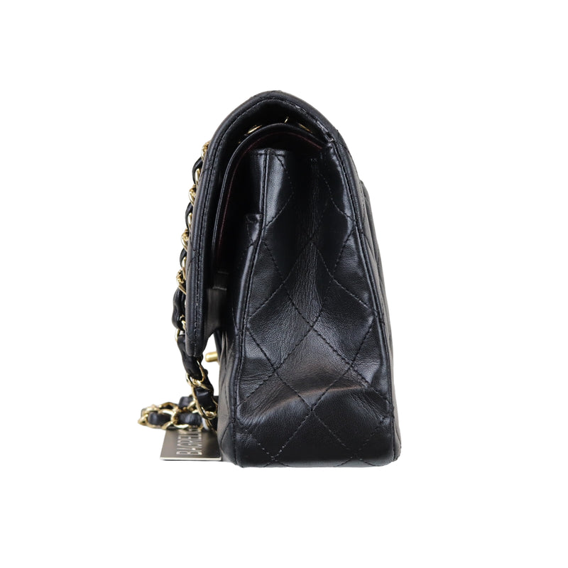 Classic Flap Black Medium Lambskin GHW