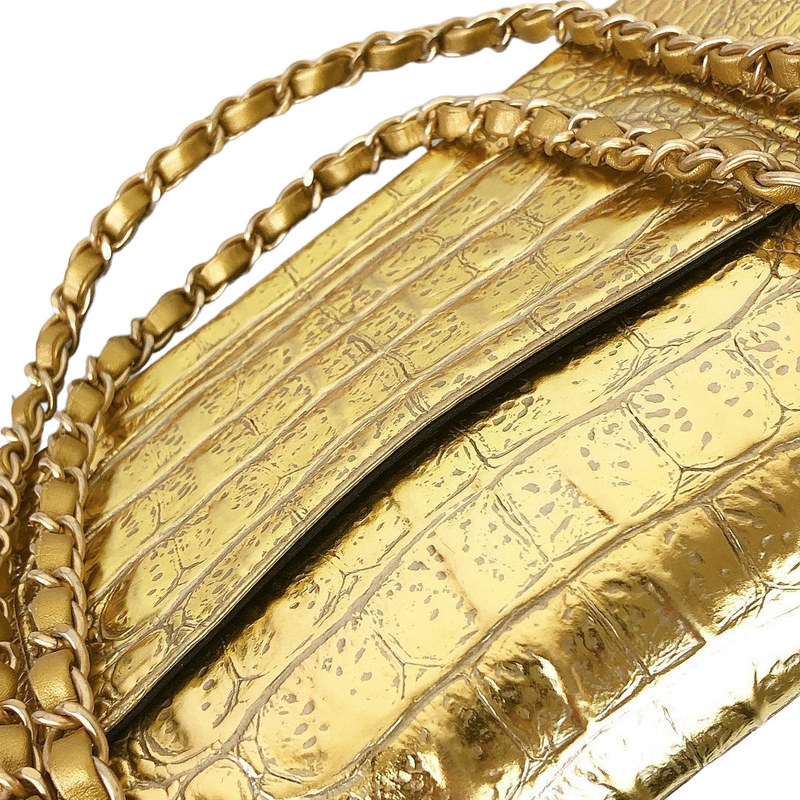 Embossed Calfskin Medium Classic Gold GHW