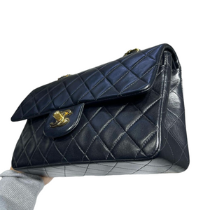 Classic Flap Small Lambskin Black GHW