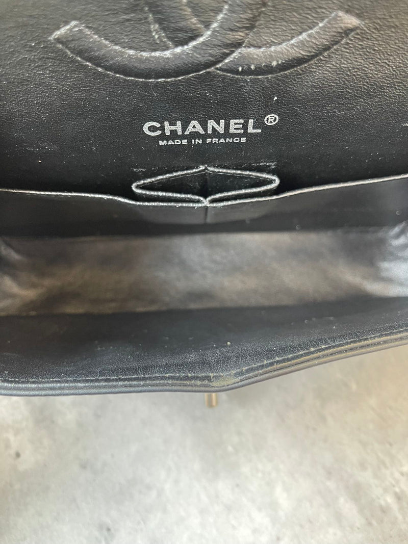 Medium Classic Flap Patent Black SHW