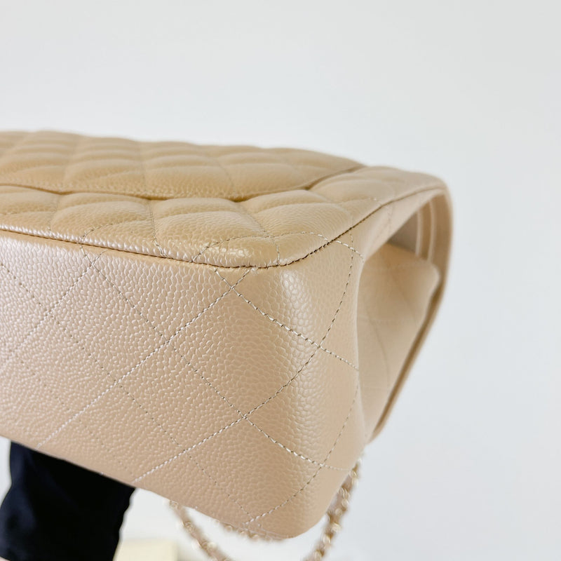 Double Flap Jumbo Caviar Beige GHW
