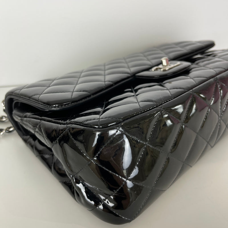 Double Flap Jumbo Quilted Patent in Black SHW