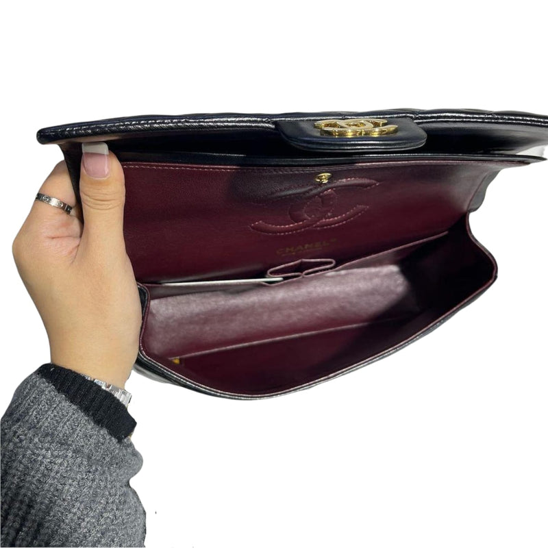 Classic Flap Medium Lambskin Black GHW