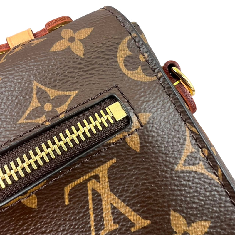 Monogram Classic Pochette Métis GHW