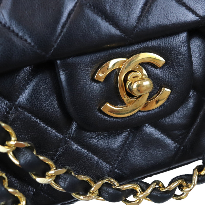 CHANEL Rare Wave GHW CC Flap Vintage Lambskin Shoulder Bag Black