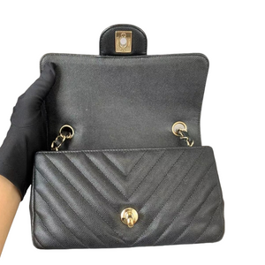 Mini Flap Chevron Caviar Black GHW