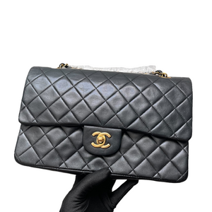 Vintage Classic Flap Medium Lambskin Black GHW
