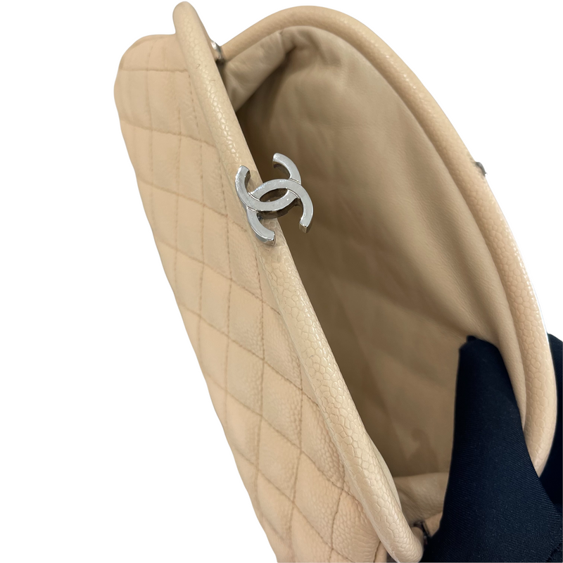 Timeless Clutch Caviar Leather Beige SHW