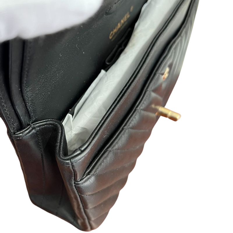 Medium Classic Chevron Calfskin Black GHW