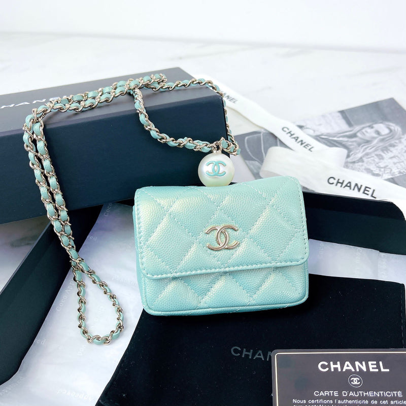 Caviar Quilted Pearl Card Holder Caviar Blue GHW