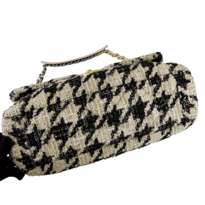 Maxi Chanel 19 Houndstooth Tweed 19K Beige Black