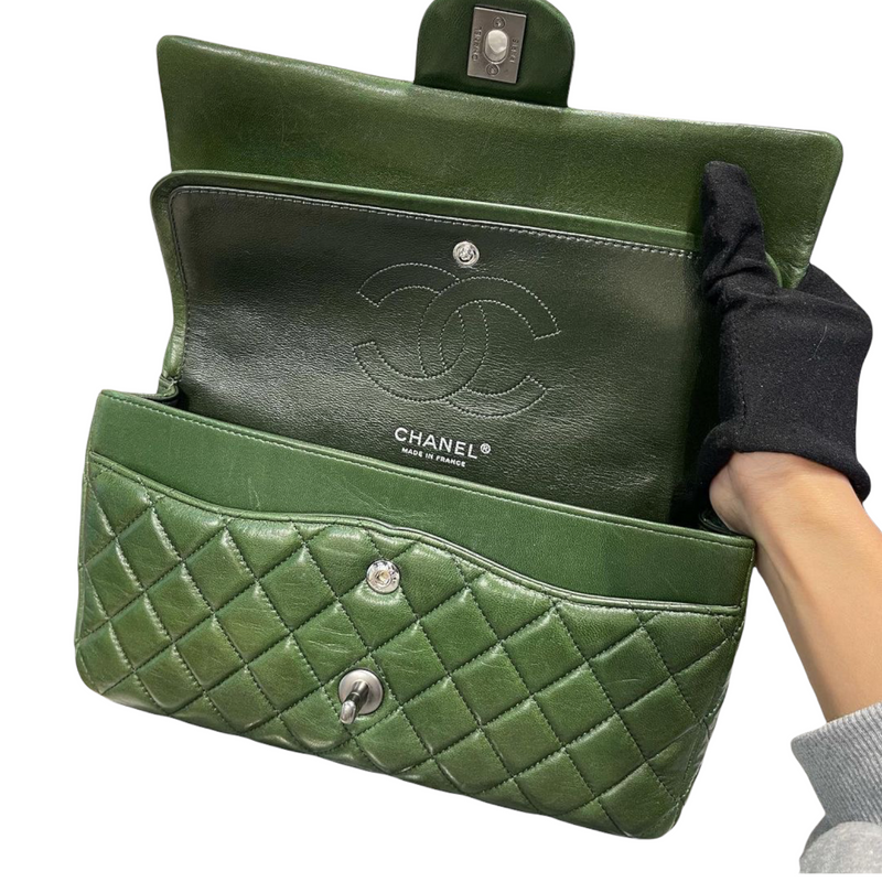 Classic Double Flap Medium Lambskin Green SHW