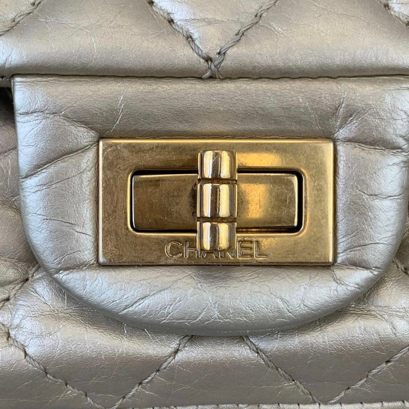 Classic Reissue 225 Calfskin Gold GHW
