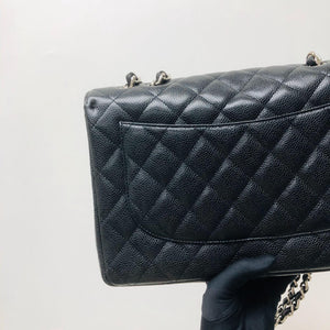 Single Flap Classic Jumbo in Black Caviar with SHW