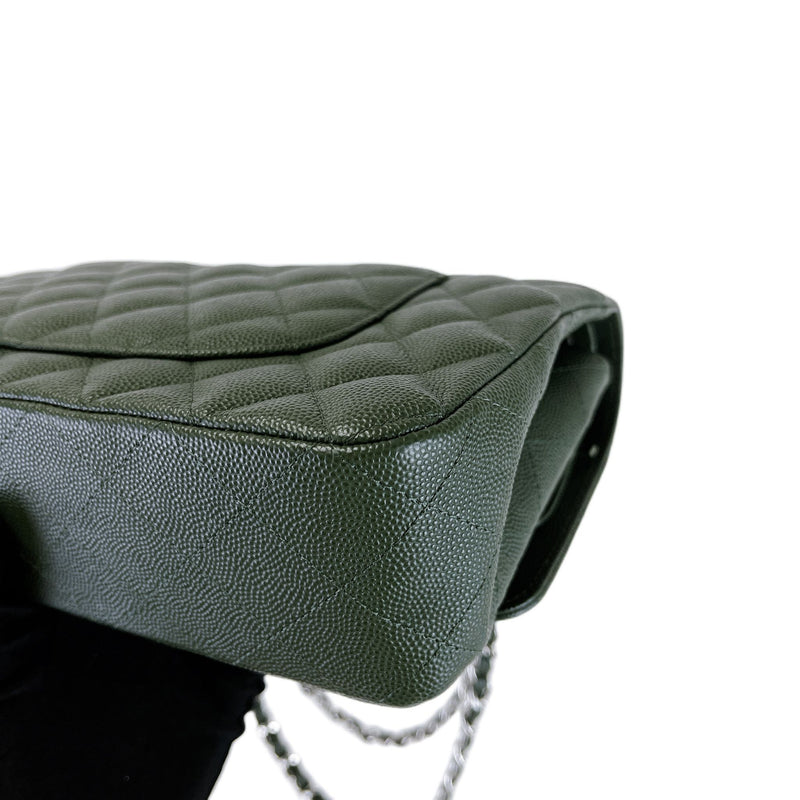 Medium Classic Double Flap Caviar Green SHW